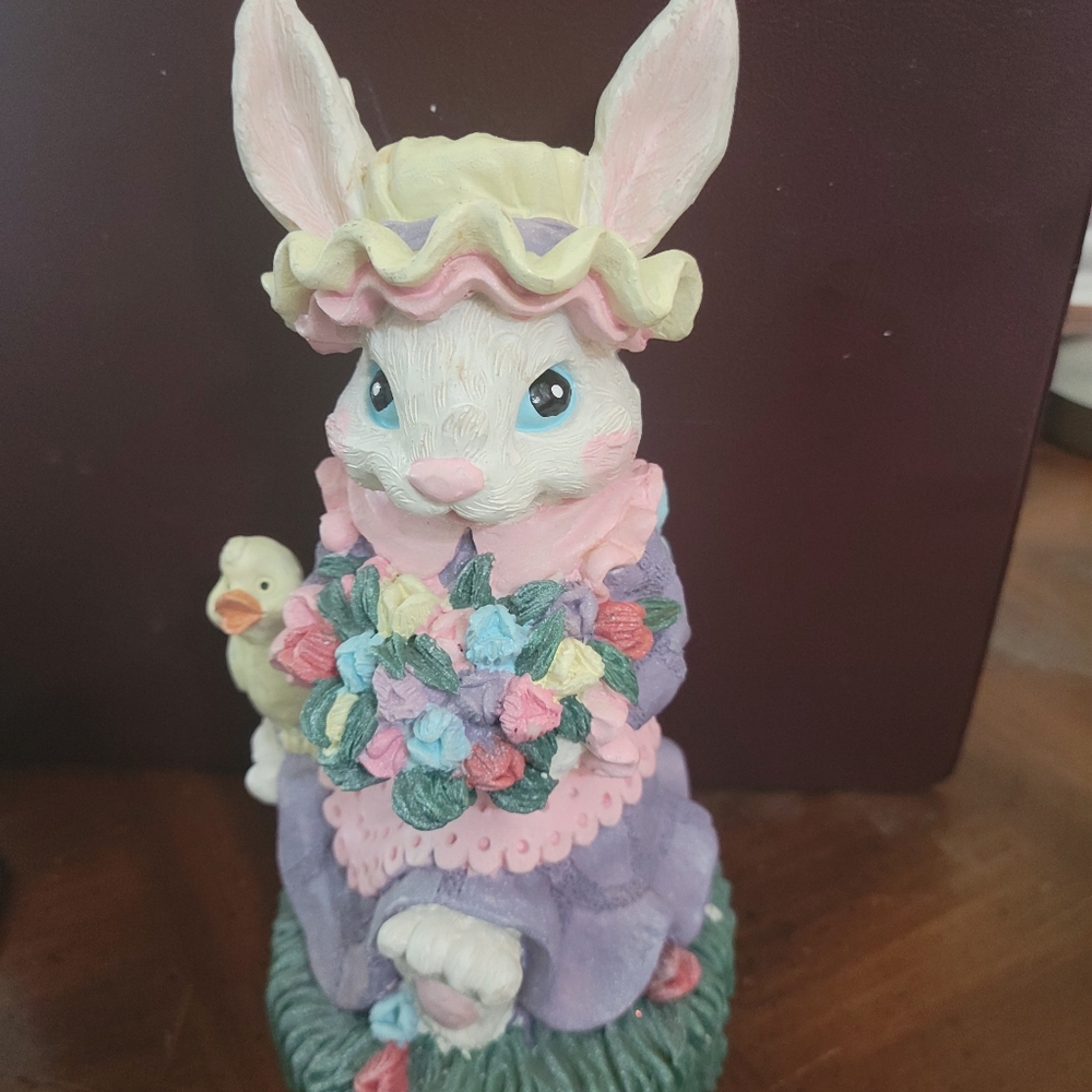 Windsor collection Easter Bunny